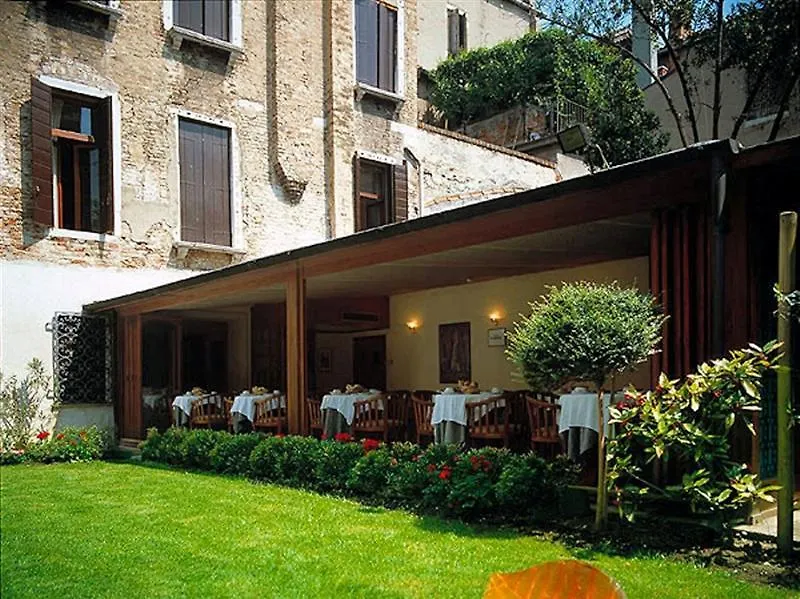 Hotel Pausania Venice