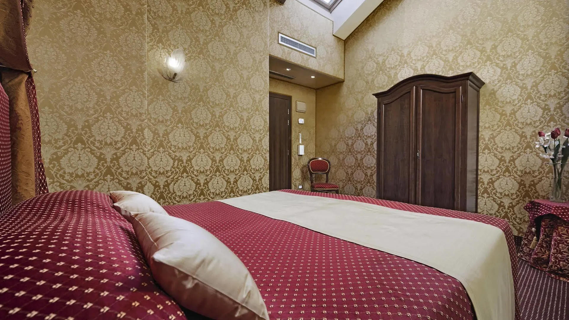 Hotel Pausania Venice